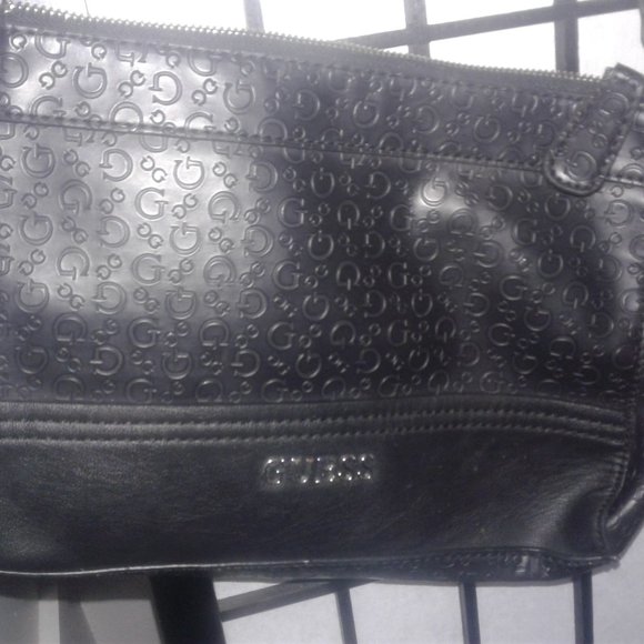 guess purse - Picture 1 of 7
